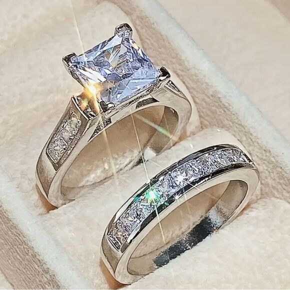 🩵 NEW Stunning square cut 4 carat CZ ring SET 🩵 - Picture 2 of 4